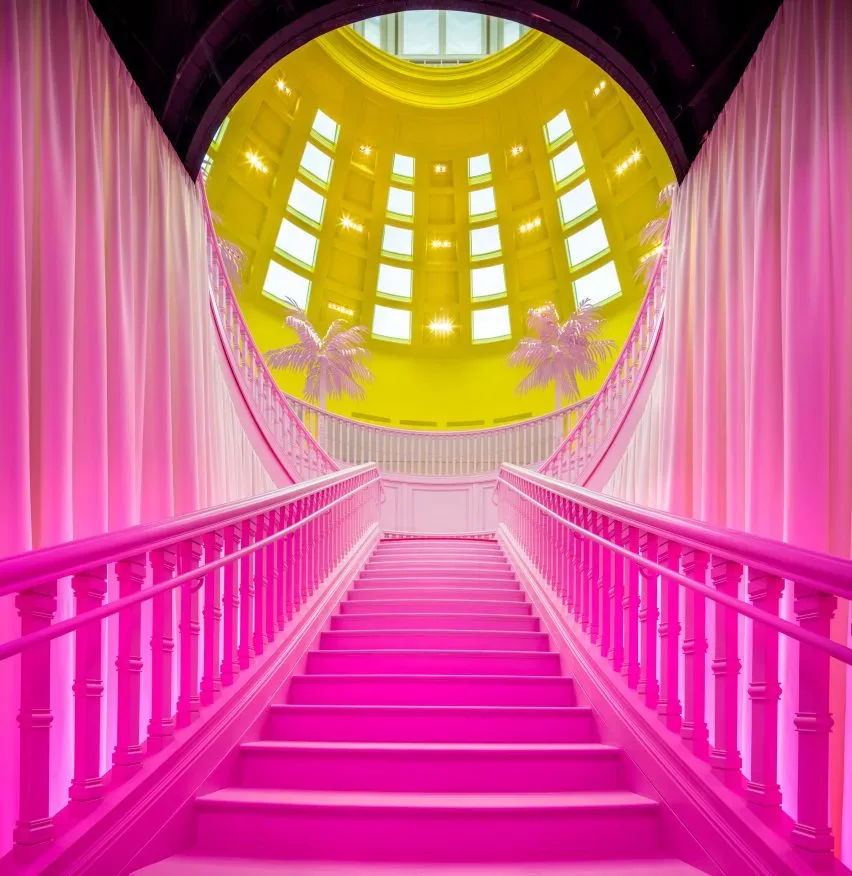 louis-vuitton-x-exhibit-design-fashion-los-angeles-california-usa dezeen 2364 col 20-852x876